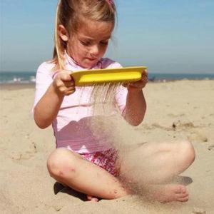 Beach Toy Scoppi - Quut - Beach Toys - Bmini | Design for Kids