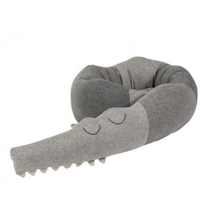 Sebra - Knitted cushion - Sleepy Croc - grey - Cushion - Bmini | Design for Kids